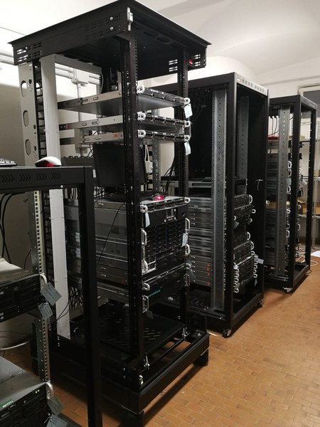 Server room / 1